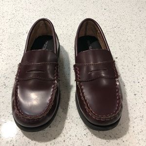 Tucker and Tate boy loafers size 13